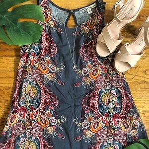 Grey floral summer tank top
